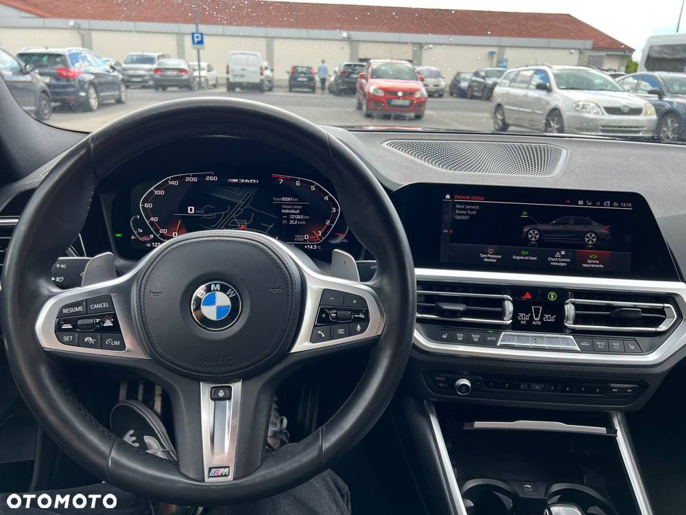 BMW Seria 3 M340i xDrive - 11