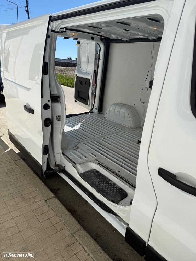 Opel Vivaro - 6