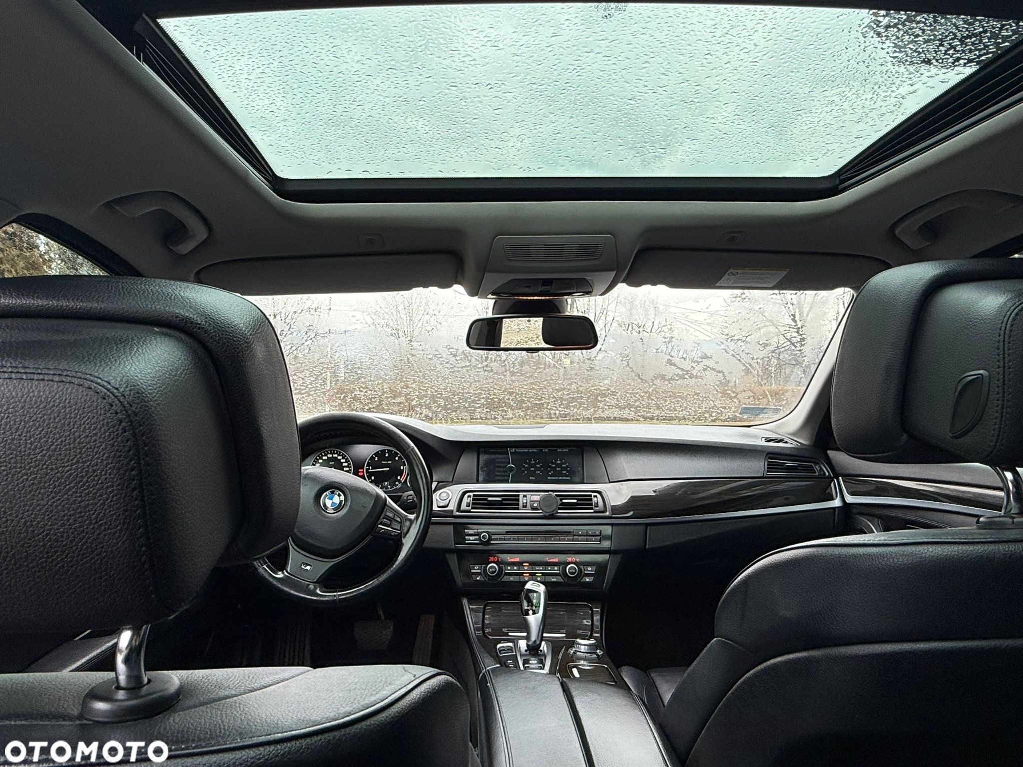 BMW Seria 5 530d xDrive Touring Luxury Line - 16