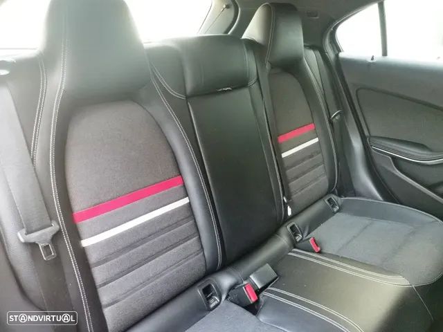 Mercedes-Benz A 180 CDI 7G-DCT Urban - 12