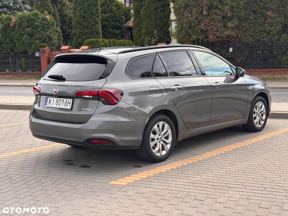 Fiat Tipo 1.4 16v Lounge EU6d - 3