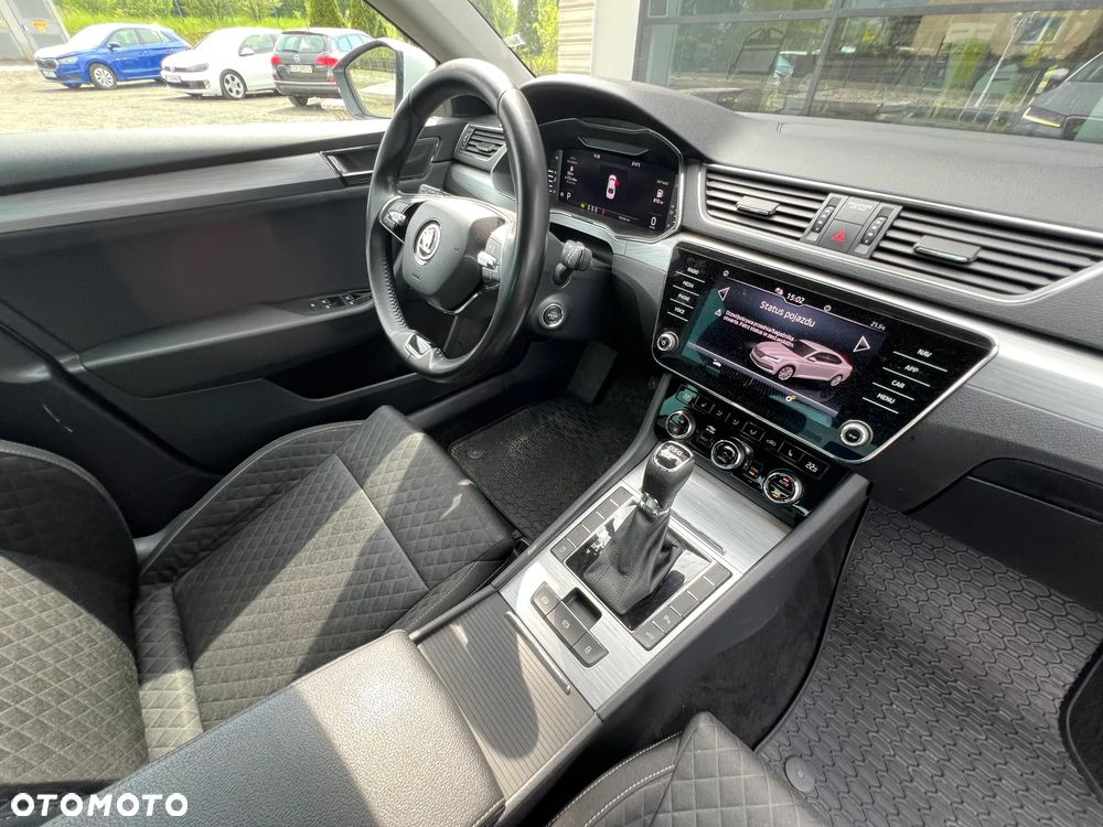 Skoda Superb 1.5 TSI Style DSG - 19