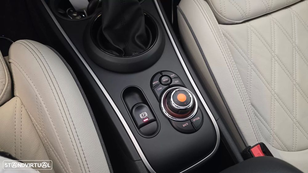 MINI Countryman Cooper SE ALL4 Auto - 42
