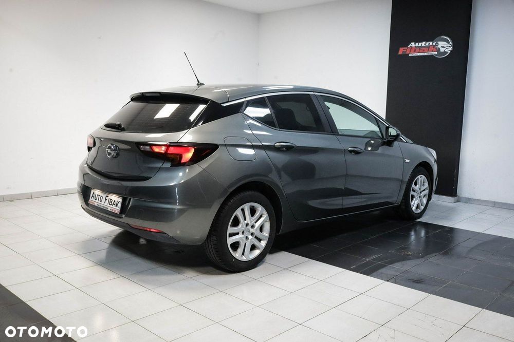 Opel Astra - 11