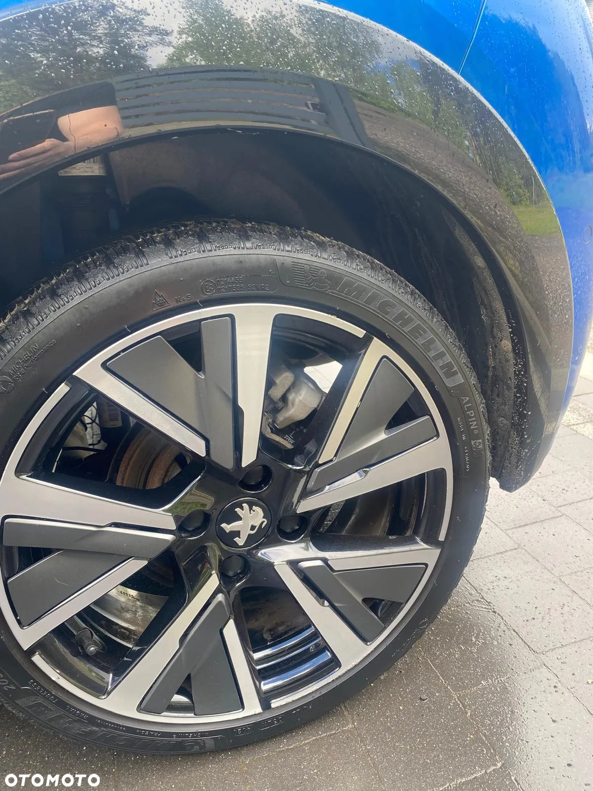 Peugeot 208 - 13