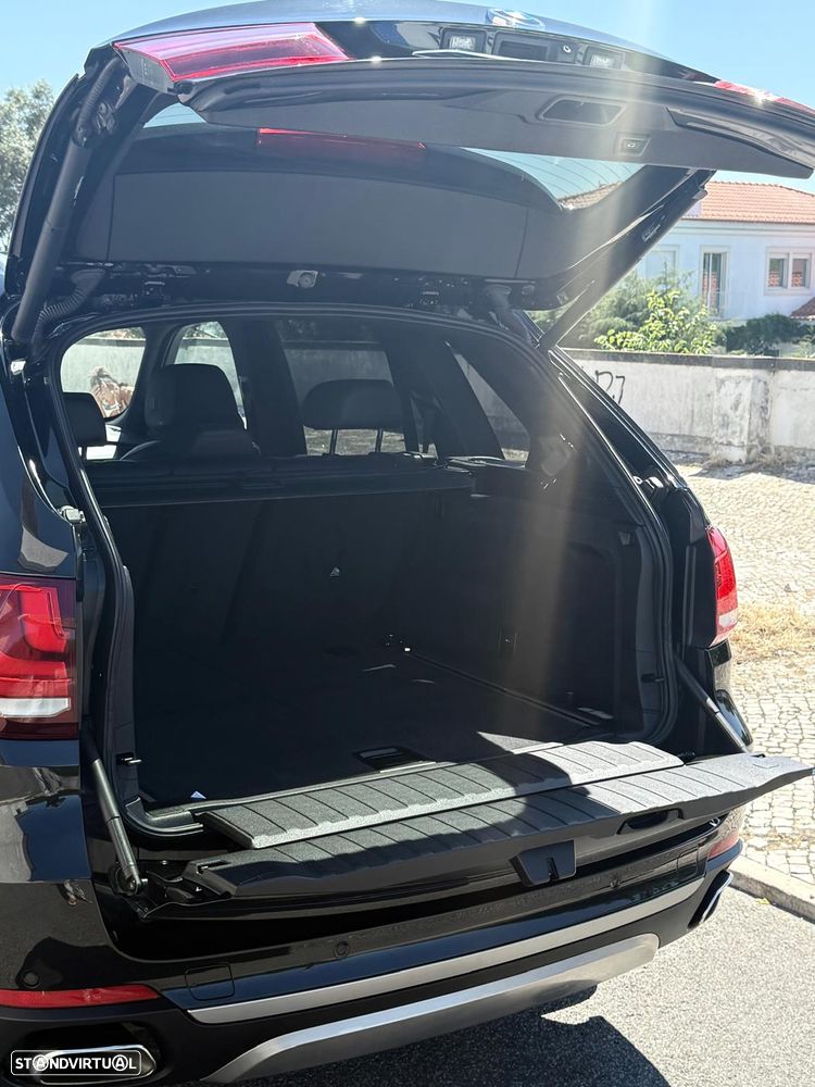 BMW X5 30 d xDrive Pack M 156g - 22