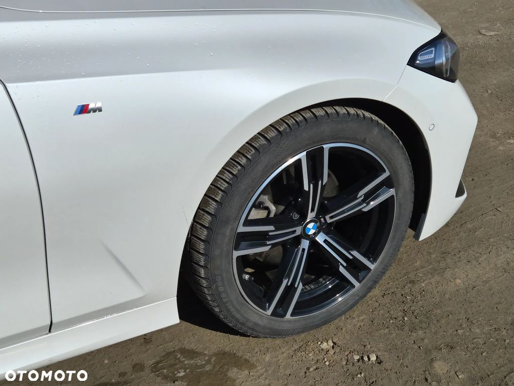 BMW Seria 3 320d xDrive mHEV - 9