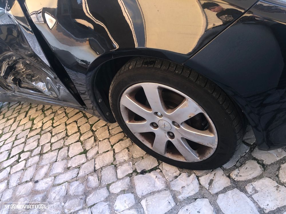 Mitsubishi Colt CZ3 1.1 Invite - 38