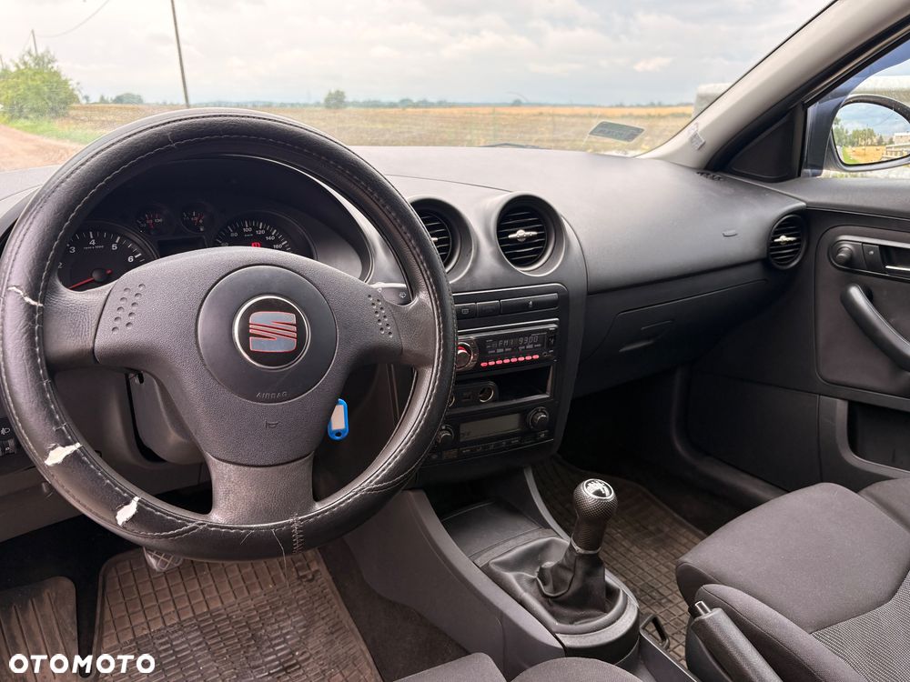 Seat Ibiza 1.4 16V 100 Sport - 13