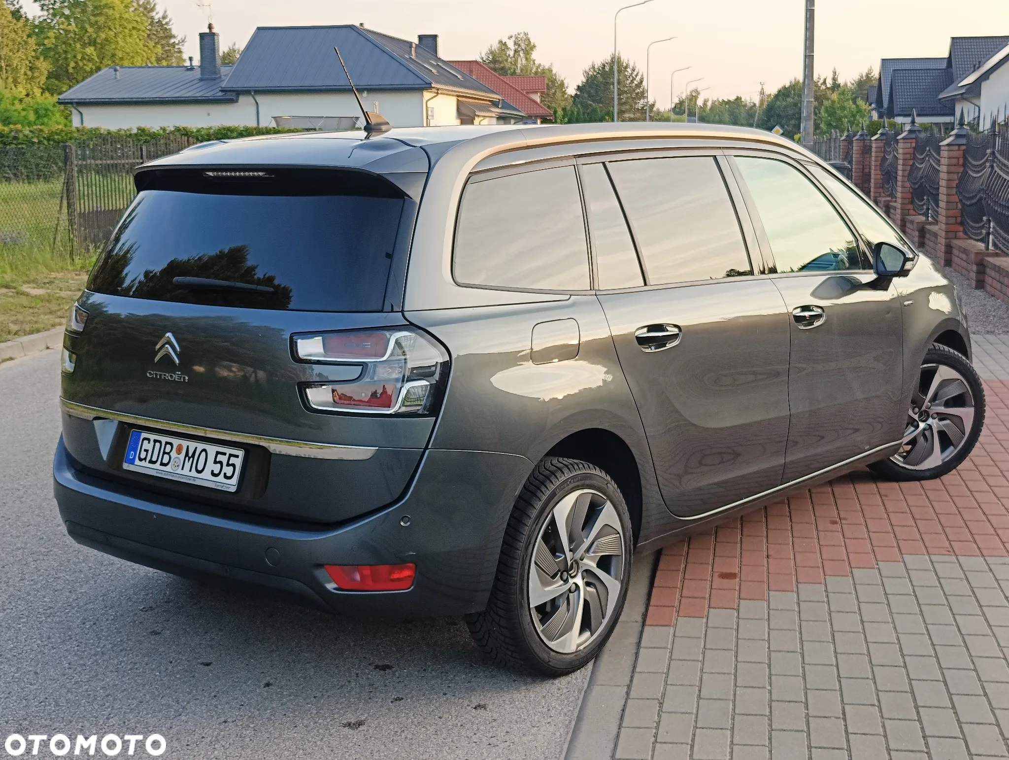 Citroën C4 Grand Picasso 1.6 THP Exclusive S&S EAT6 - 5