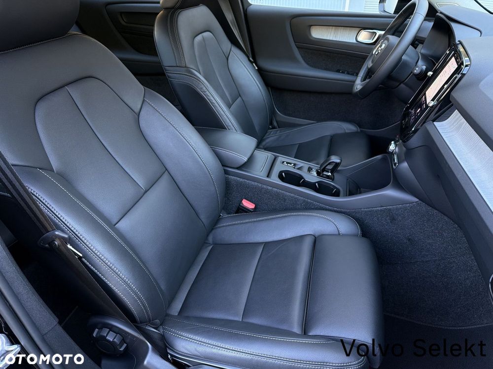 Volvo XC 40 - 18