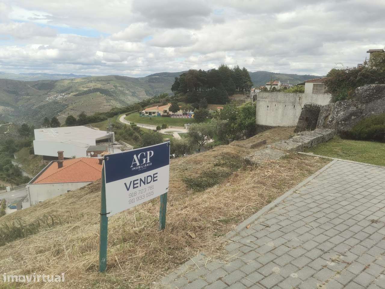 Terreno para construção na Vila de Tabuaço - Grande imagem: 3/6