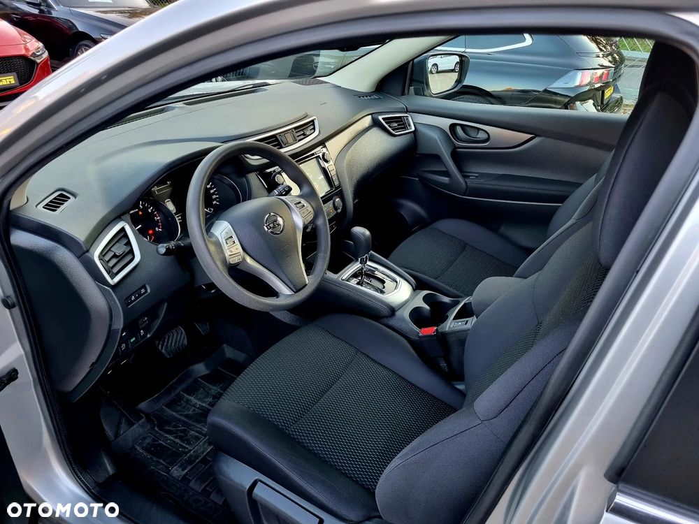 Nissan Qashqai 1.2 DIG-T N-Connecta Xtronic - 10