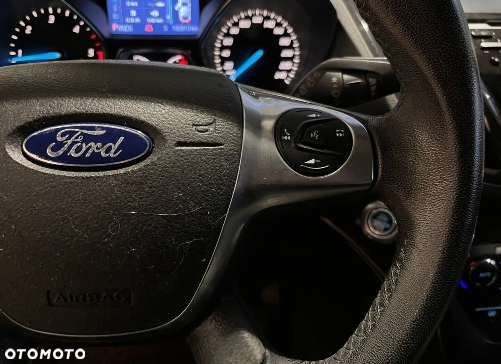 Ford Kuga 2.0 TDCi 4x4 Titanium - 13