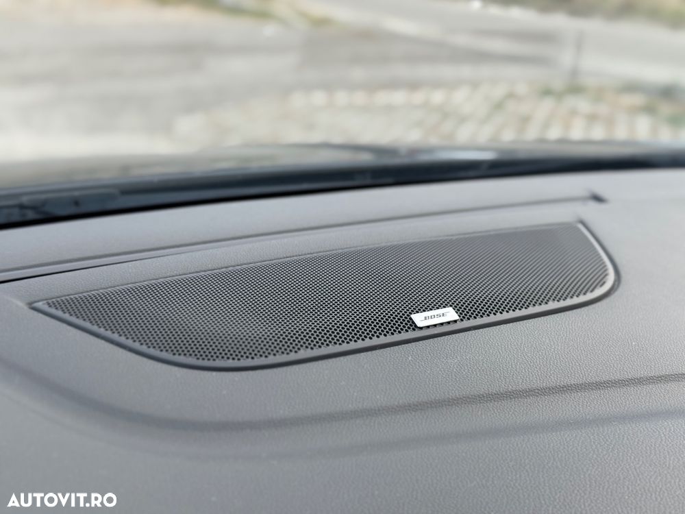 Renault Megane Grandtour ENERGY TCe 140 EDC BOSE EDITION - 19