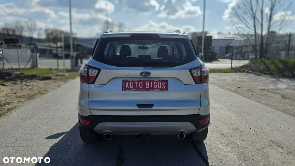 Ford Kuga - 8