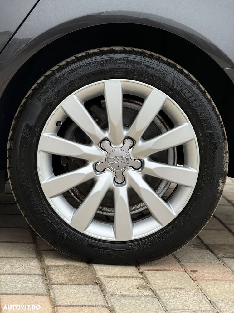 Audi A4 2.0 TDI DPF Attraction - 12