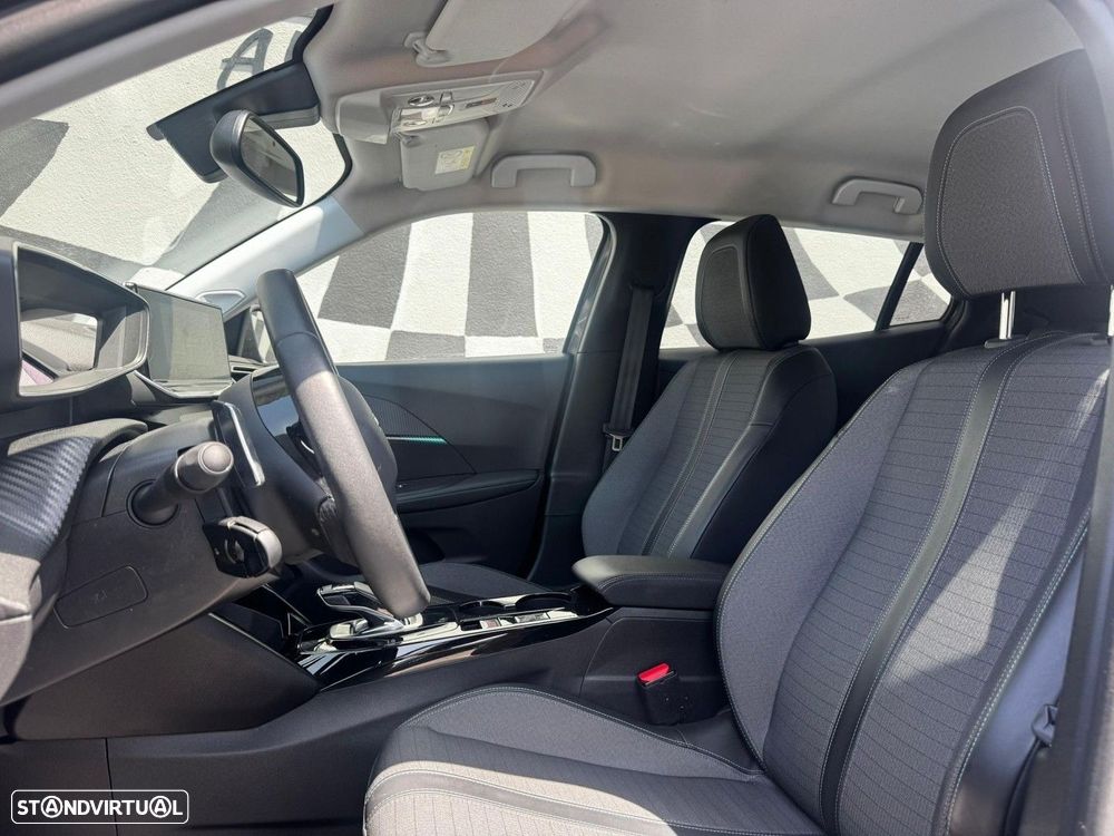 Peugeot 2008 1.5 BlueHDi Allure EAT8 - 6