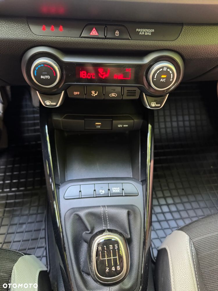 Kia Stonic 1.0 T-GDI L - 15