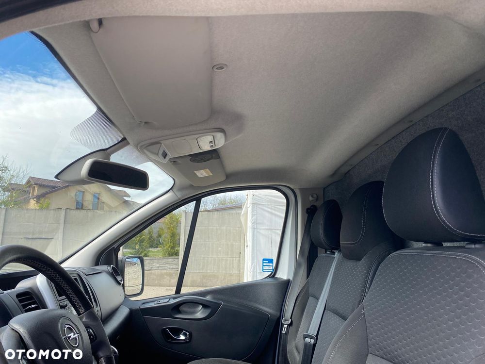 Opel VIVARO - 10