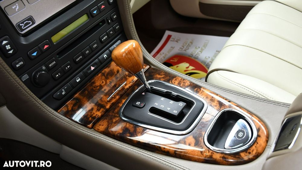 Jaguar S-Type 2.7 Twin Turbo Aut. Executive - 11