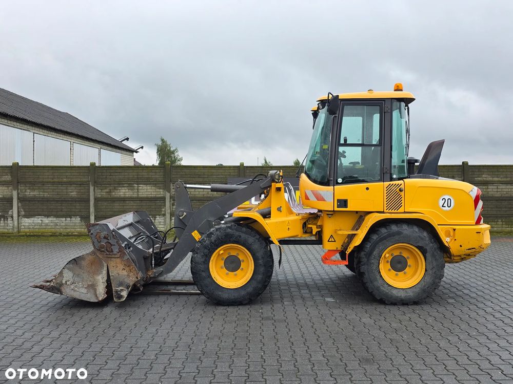 Volvo L35G, 2016 ROK, ŁYŻKA OTWIERANA + WIDŁY - 2