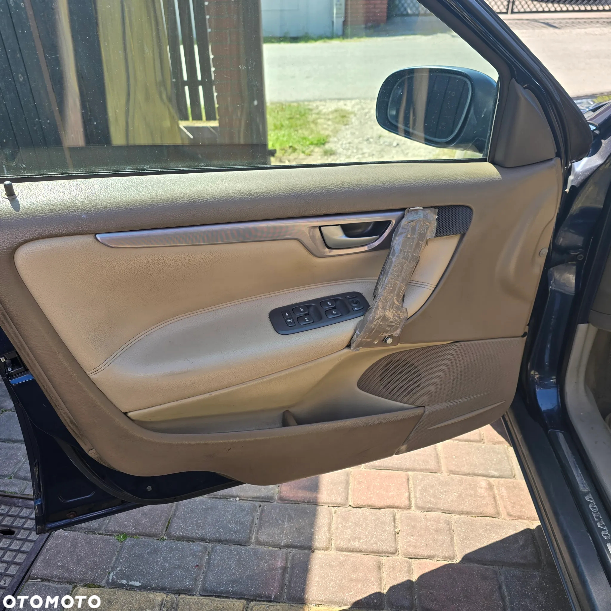 Volvo S60 2.4 - 7