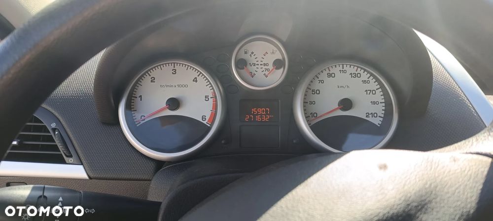 Peugeot 207 1.6 HDi 16V U Move - 8