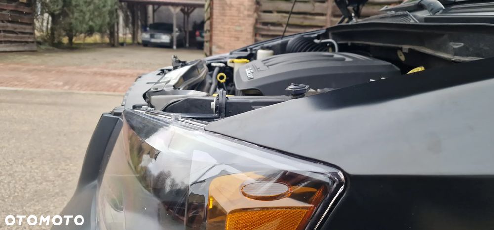 Dodge Grand Caravan - 11