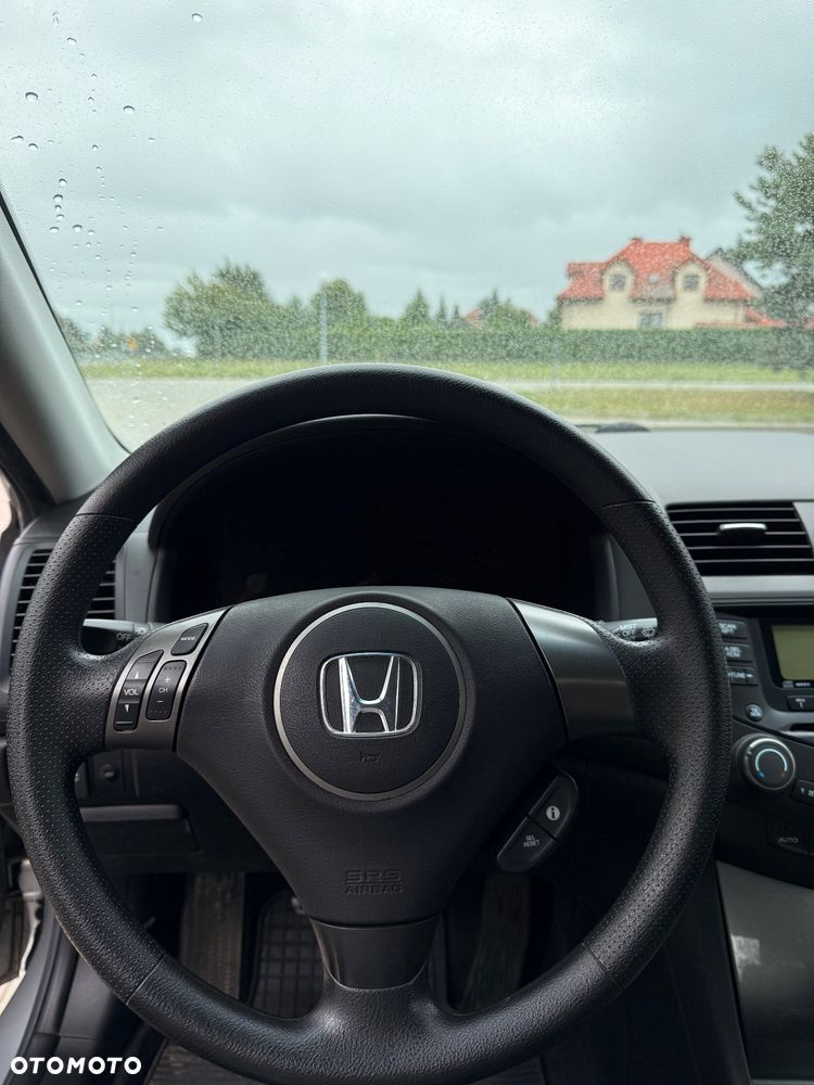Honda Accord 2.0 Comfort - 14