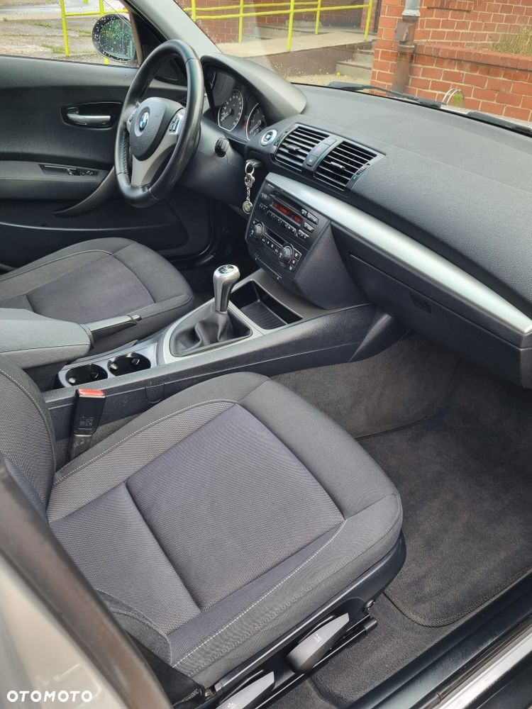 BMW Seria 1 - 11