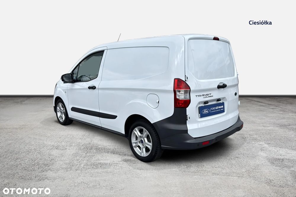 Ford Transit Courier - 9