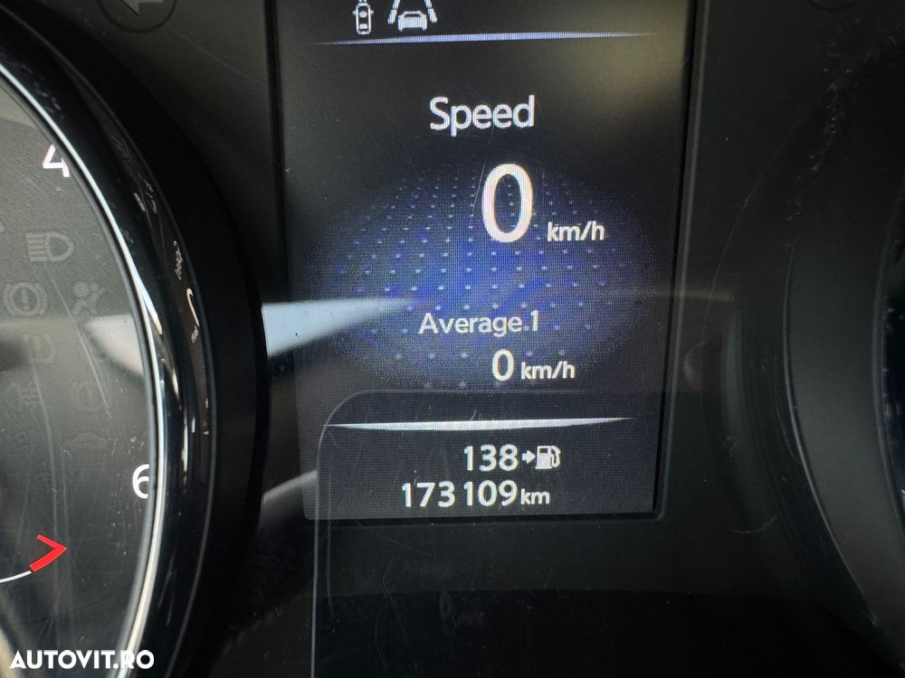 Nissan Qashqai 1.5 DCI N-Connecta - 28