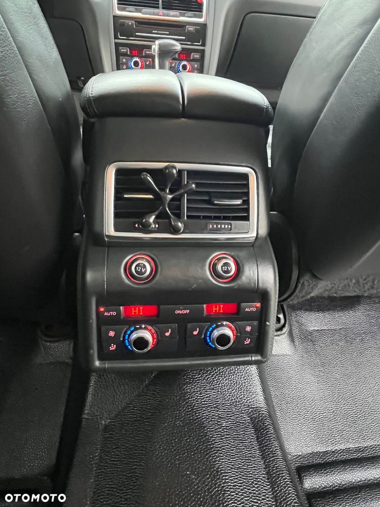 Audi Q7 3.0 TDI DPF clean diesel Quattro Tiptronic - 12