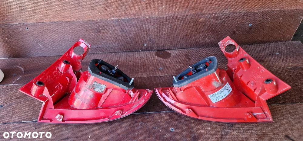 LAMPA LEWY/Prawy  TYŁ  SEAT Leon II 2005-2008r - 6