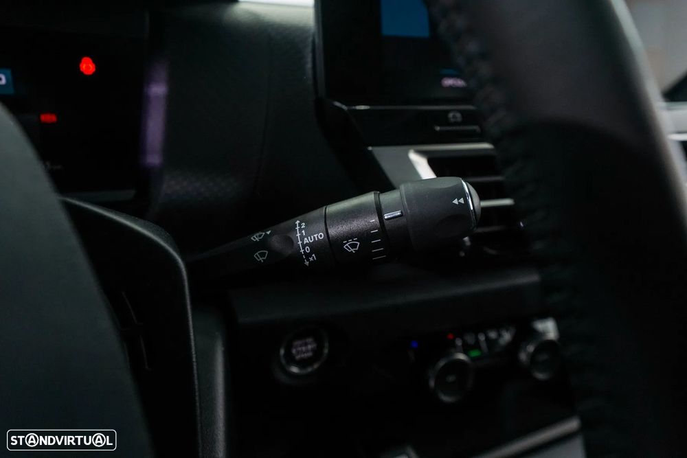 Citroën C4 1.2 PureTech Shine EAT8 - 13