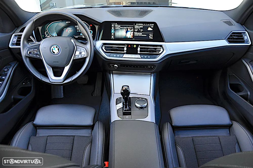BMW 320 e Touring Corporate Edition Auto - 30
