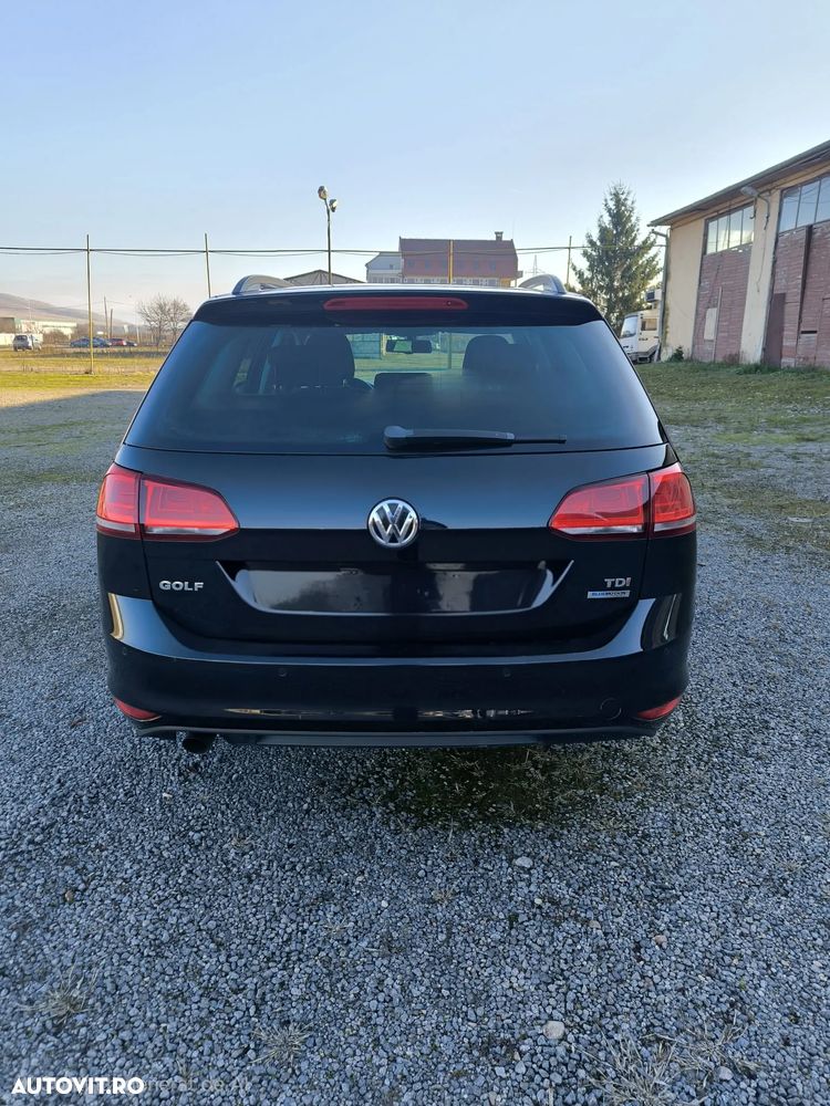 Volkswagen Golf 1.6 TDI BlueMotion Technology DSG Comfortline - 5