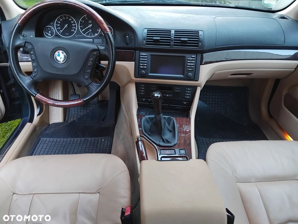 BMW Seria 5 - 14