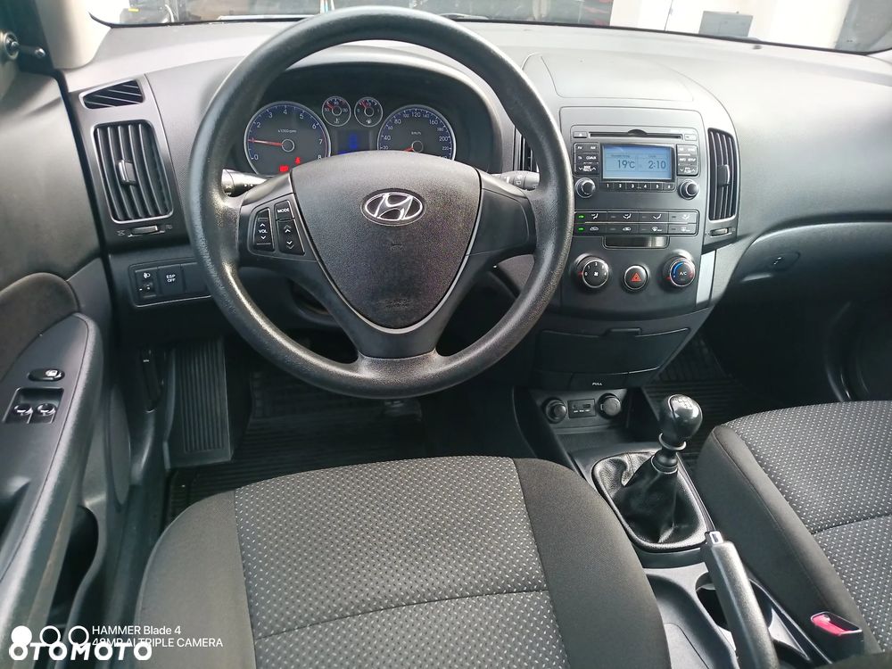 Hyundai i30 1.4 Comfort - 12