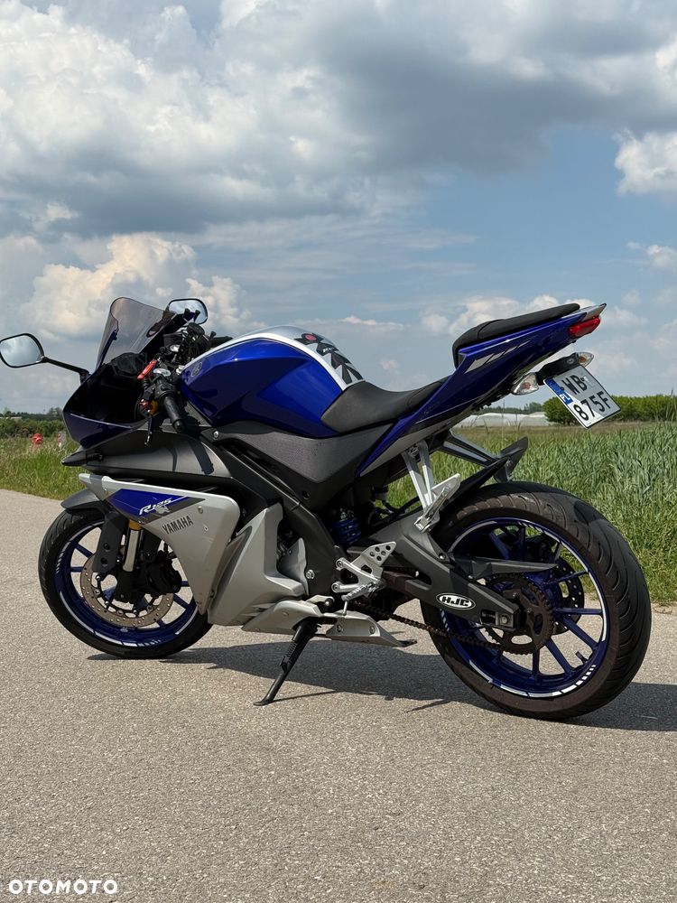 Yamaha YZF - 4