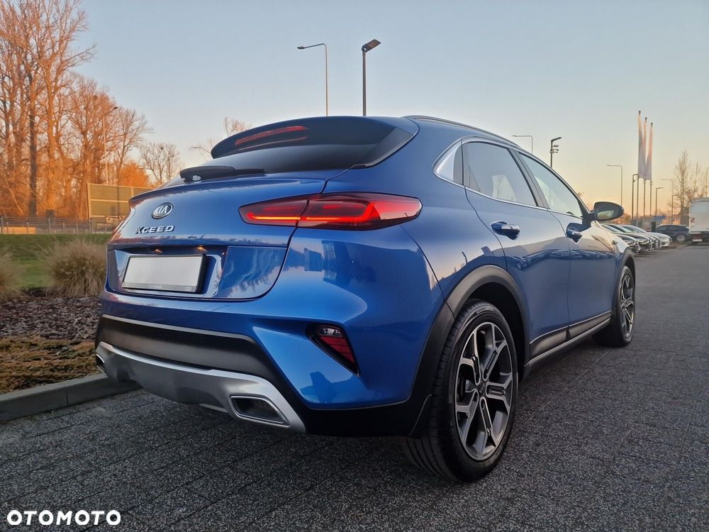 Kia XCeed 1.6 CRDi SCR L DCT - 23