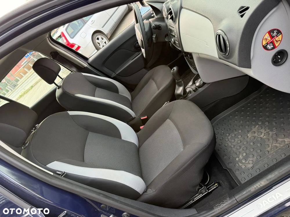 Dacia Sandero 1.2 16V - 10