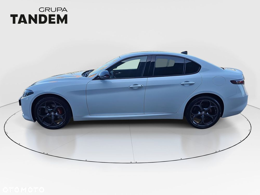 Alfa Romeo Giulia - 3
