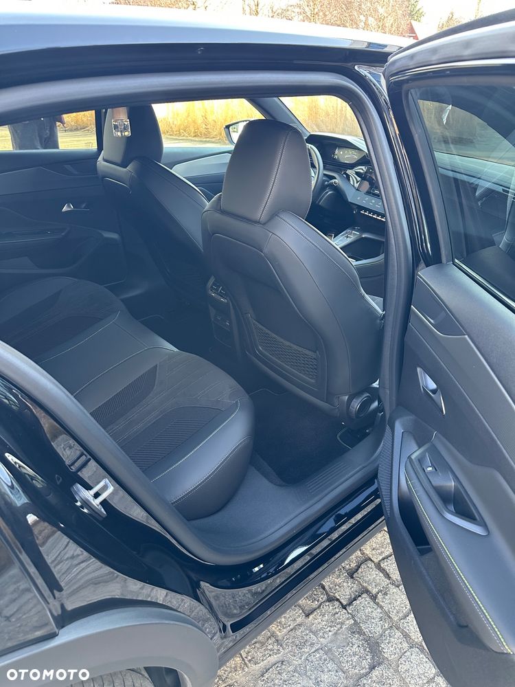 Peugeot 408 1.2 PureTech GT S&S EAT8 - 9