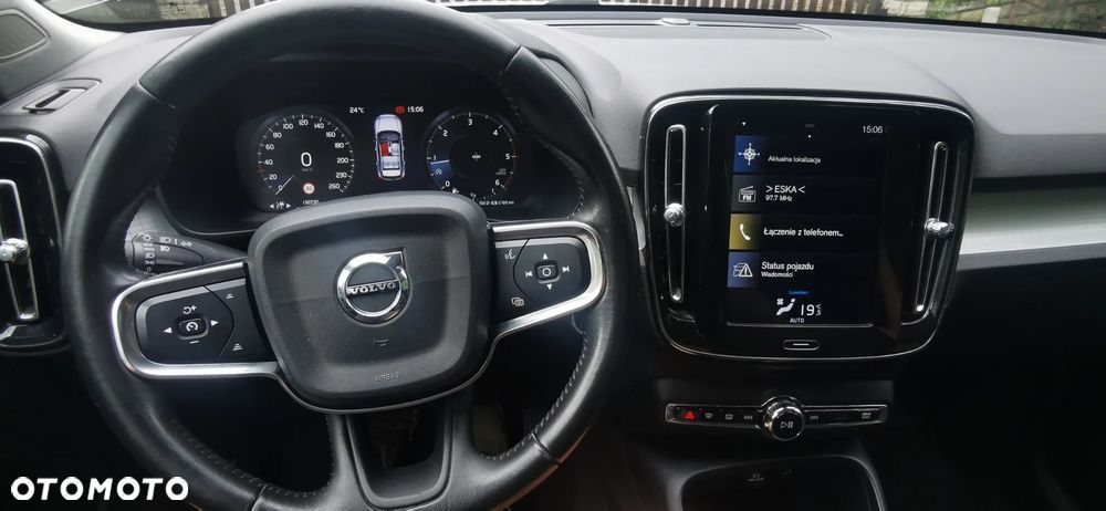 Volvo XC 40 D3 AWD Momentum - 16