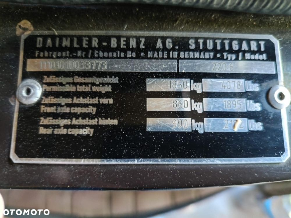 Mercedes-Benz W111 - 7