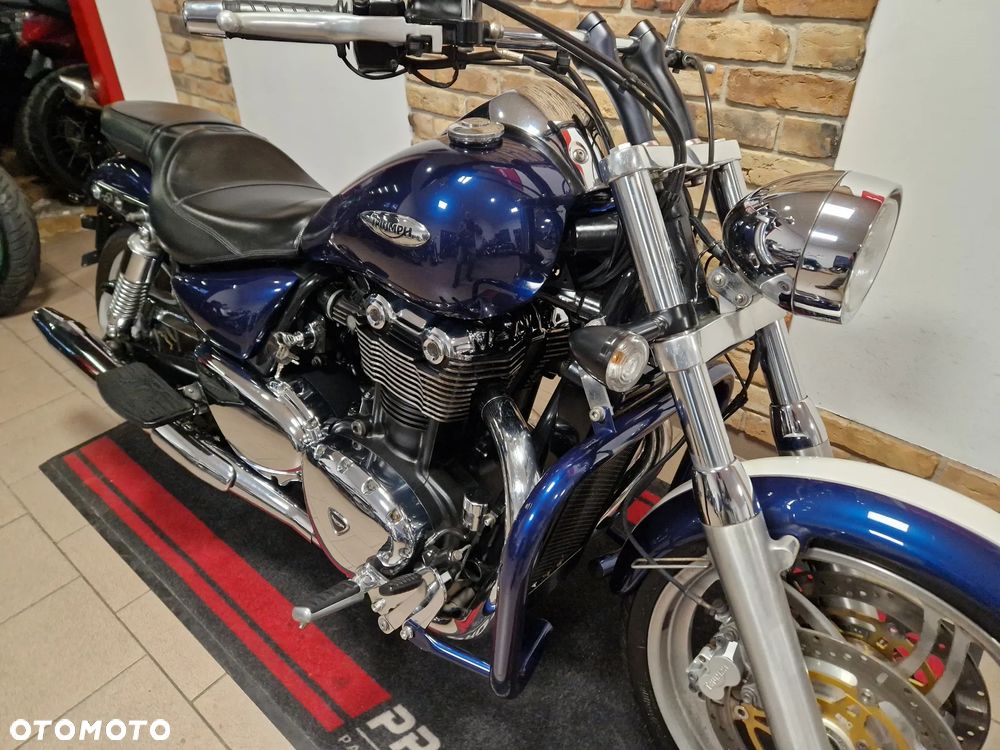 Triumph Thunderbird - 9