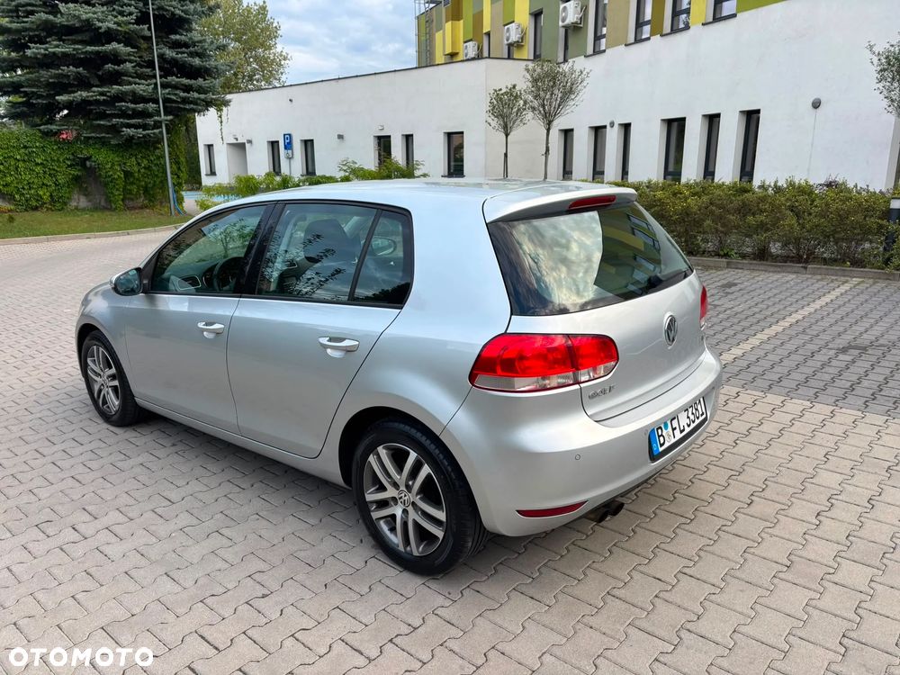 Volkswagen Golf - 4