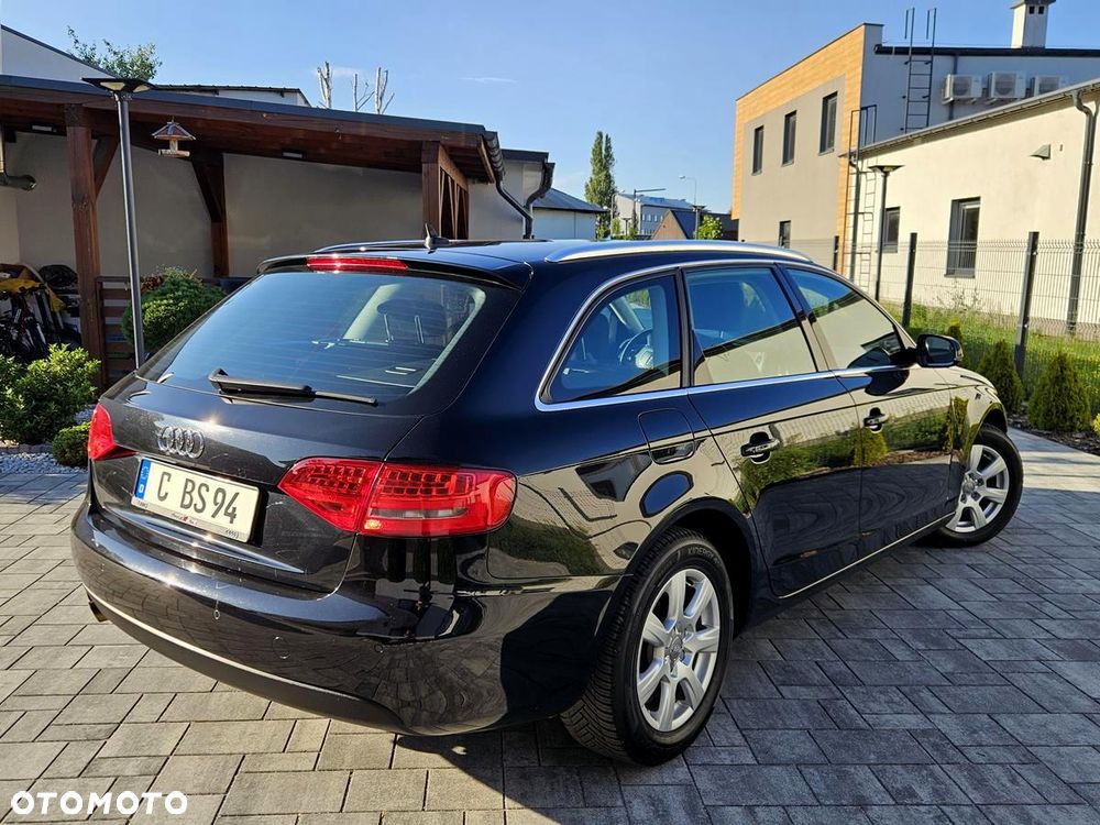 Audi A4 Avant 2.0 TDI DPF Ambiente - 10